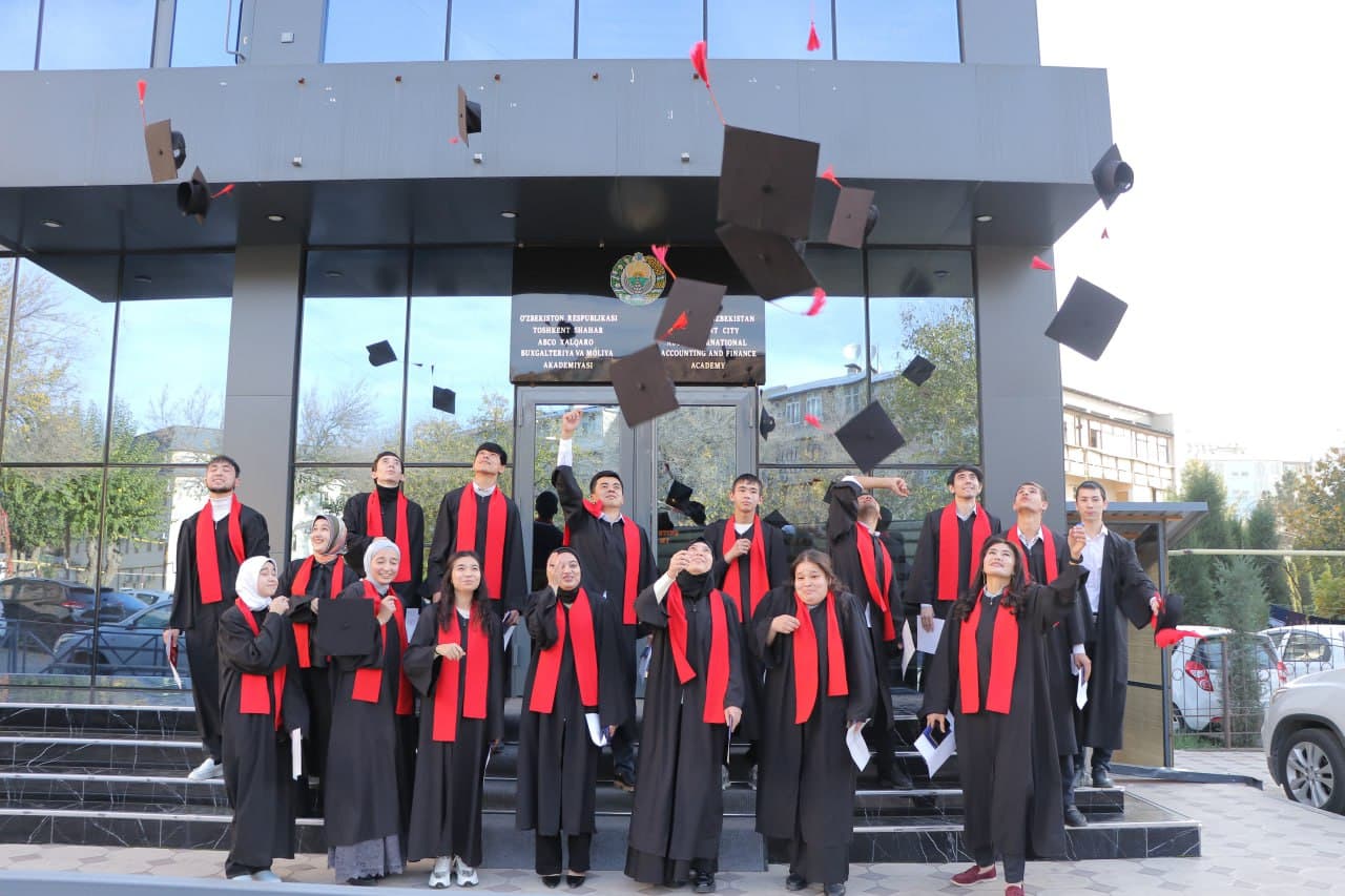ABCO Academy bitiruvchilari